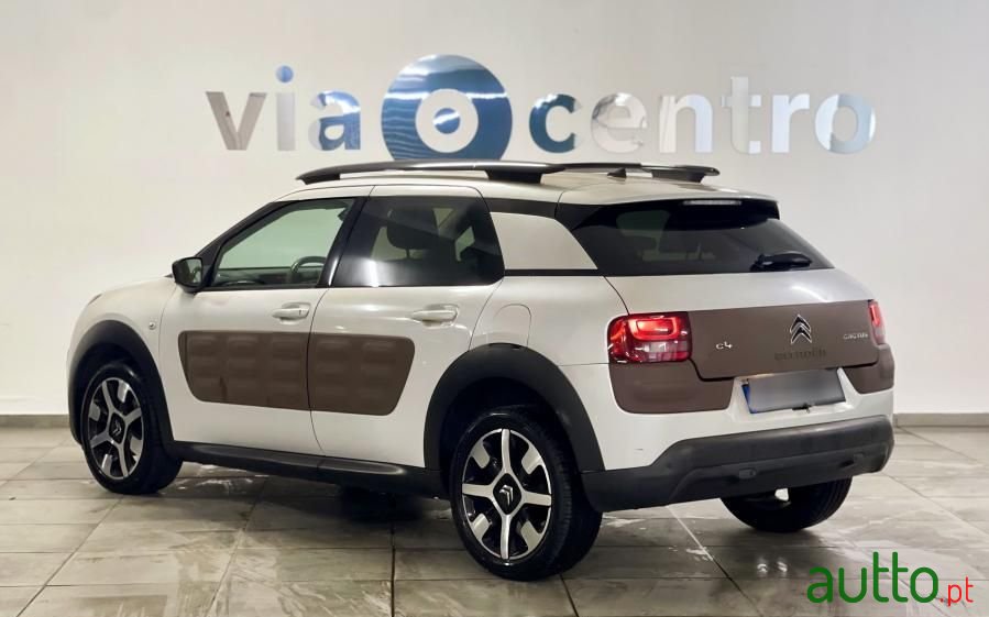 2014' Citroen C4 Cactus photo #2