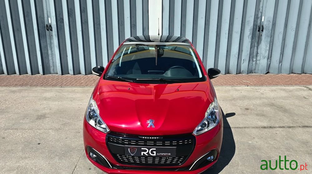 2017' Peugeot 208 1.2 Puretech Active photo #3