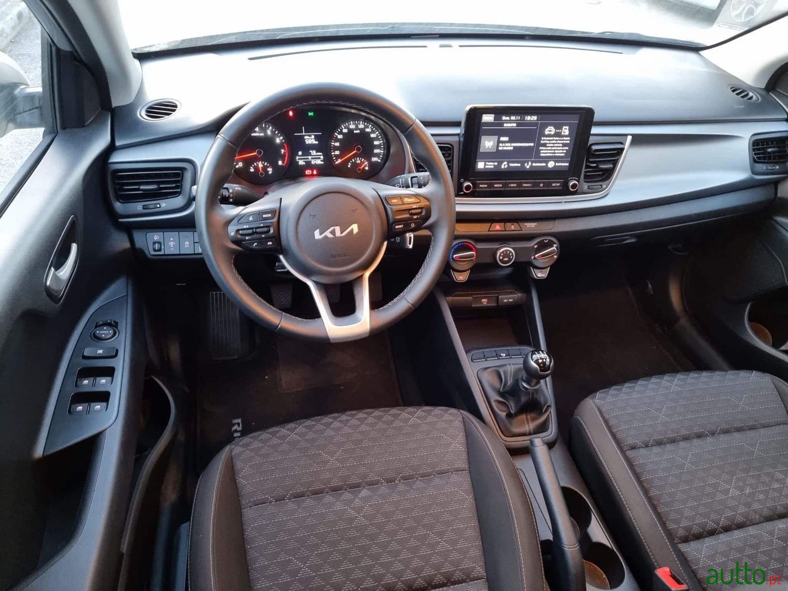 2022' Kia Rio photo #6
