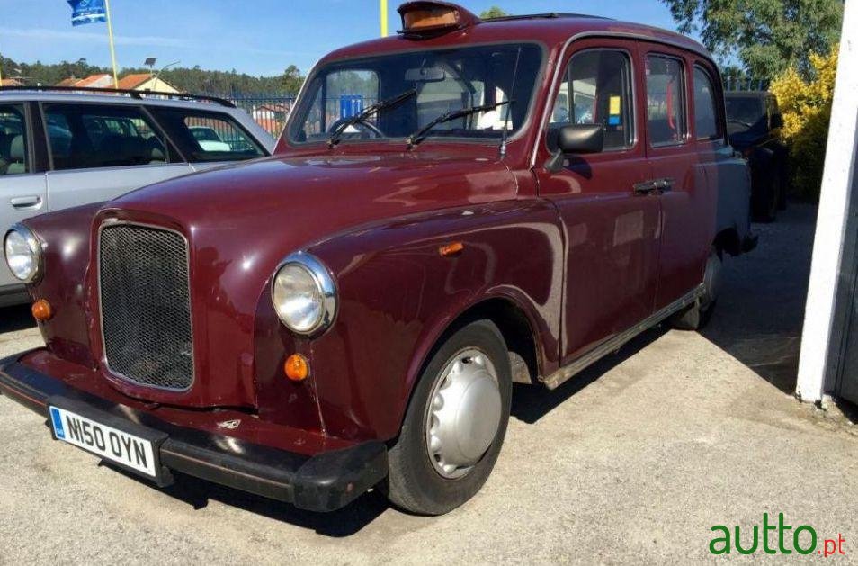 1997' Oldsmobile Taxi Inglês photo #2