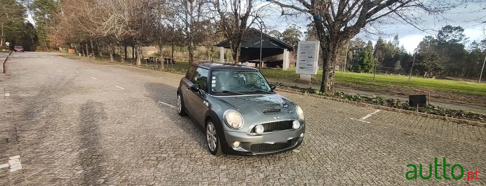 2009' MINI Cooper S 3 Portas photo #3