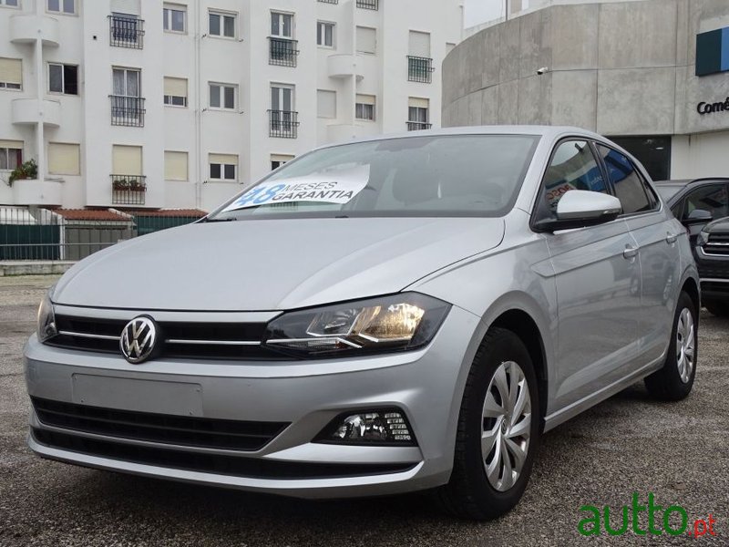 2019' Volkswagen Polo photo #2