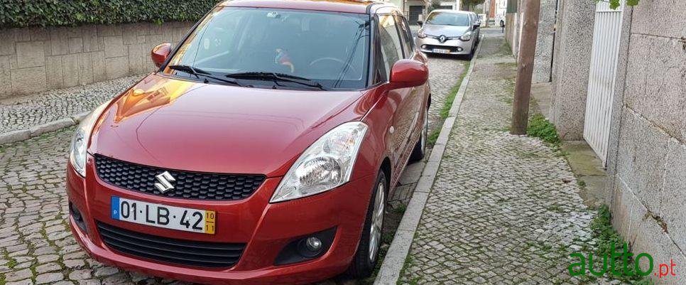 2010' Suzuki Swift 1.2 Glx photo #1