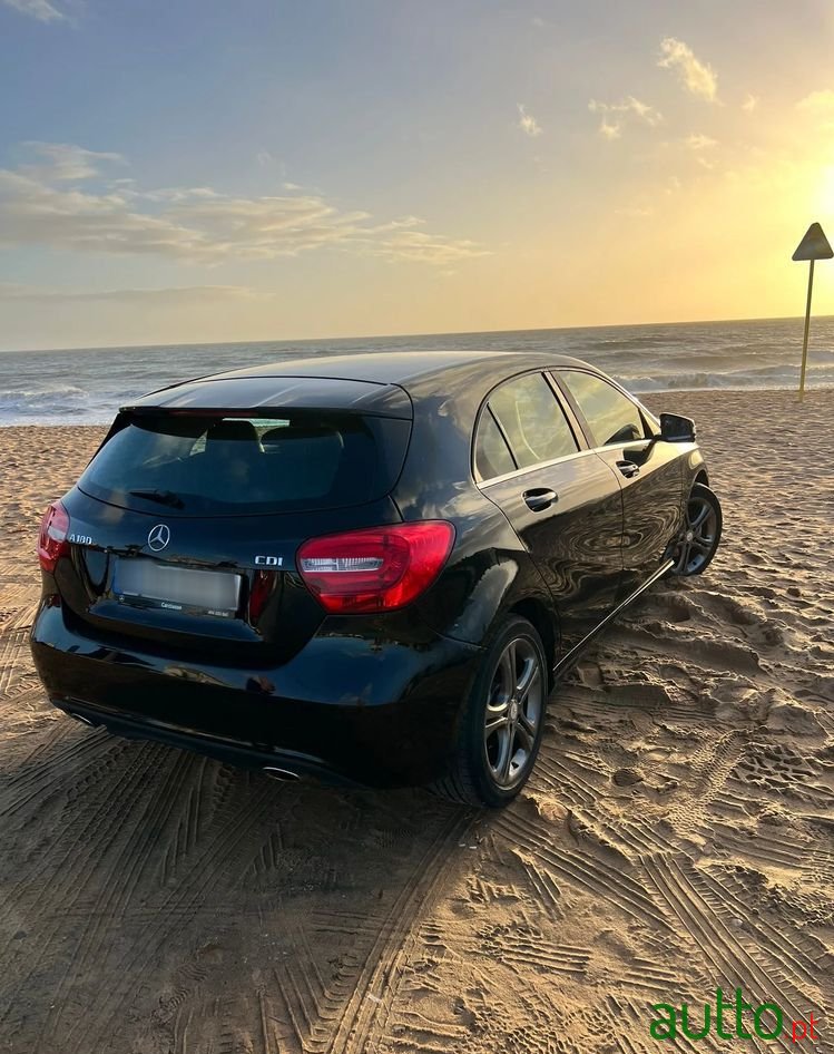 2014' Mercedes-Benz Classe A Cdi Be Style Aut. photo #3