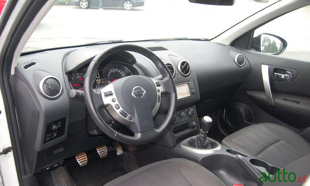 2014' Nissan Qashqai 1.5 Dci photo #2