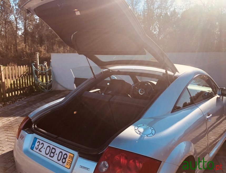 1999' Audi TT photo #5