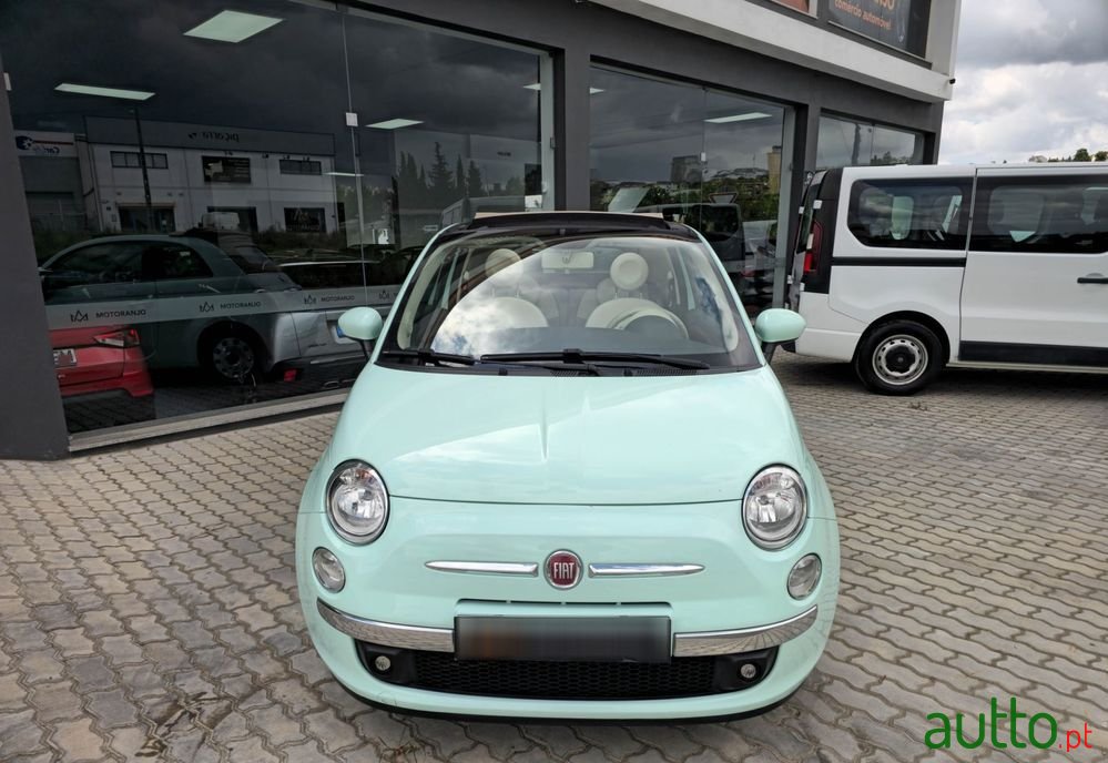 2015' Fiat 500C photo #2