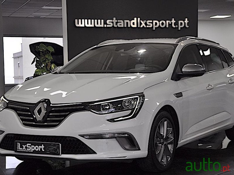 2019' Renault Megane Sport Tourer photo #1