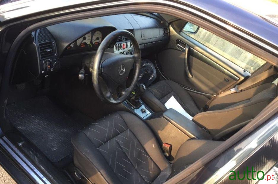 1999' Mercedes-Benz C-220 photo #4