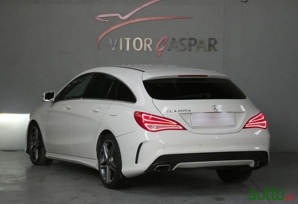 2015' Mercedes-Benz CLA 200 photo #5