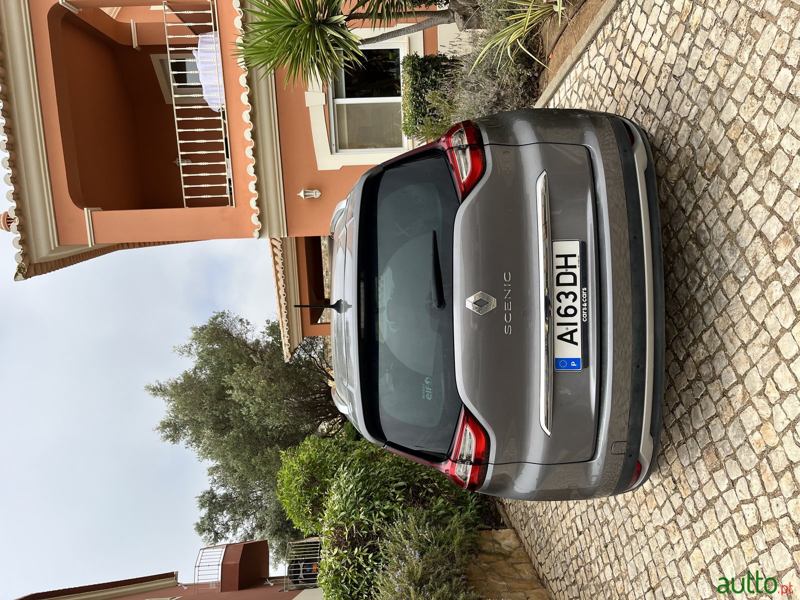 2017' Renault Grand Scenic Bose Edition photo #3