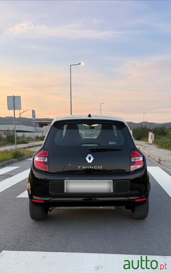 2015' Renault Twingo Sce 70 Life photo #6