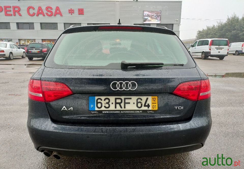 2012' Audi A4 Avant photo #4