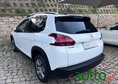 2019' Peugeot 2008 photo #1