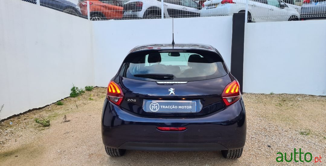 2018' Peugeot 208 photo #5