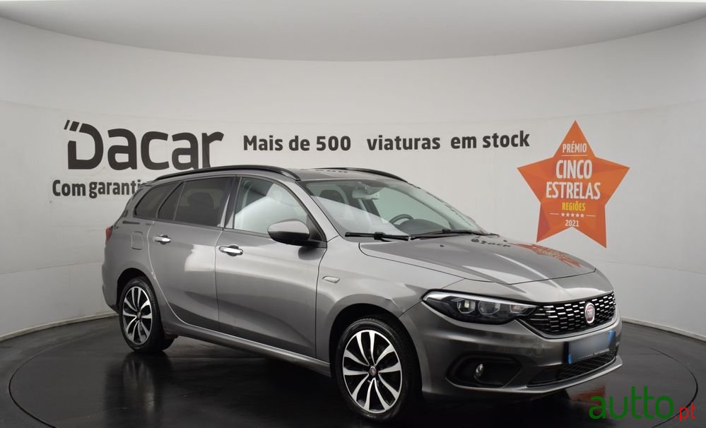 2019' Fiat Tipo Station Wagon photo #1