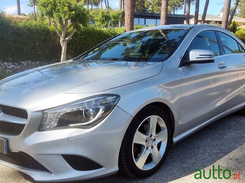 2015' Mercedes-Benz Cla-180 photo #2