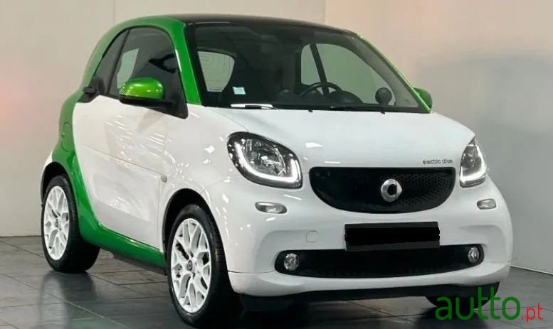 2018' Smart Fortwo photo #1