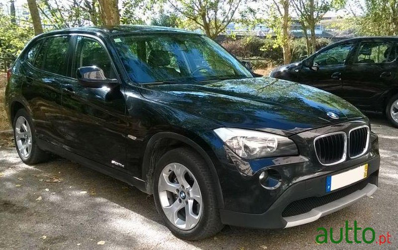 2010' BMW X1 18D Sdrive photo #2