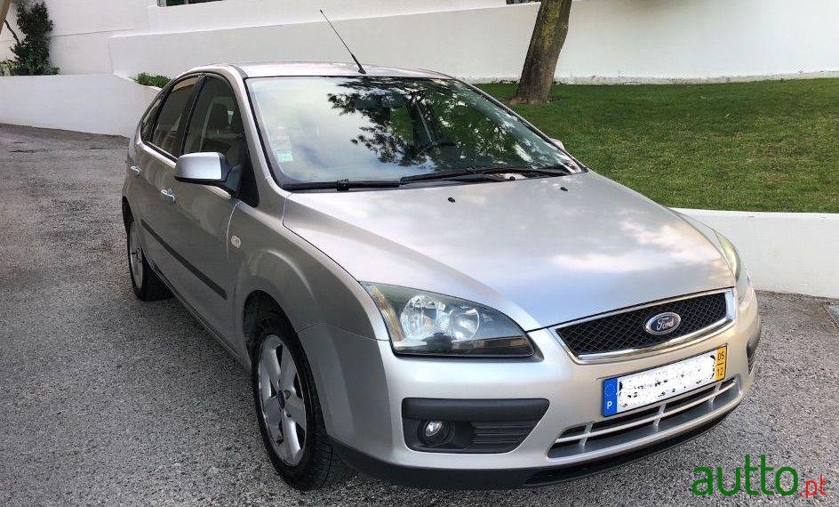2005' Ford Focus 1.4 Trend photo #2