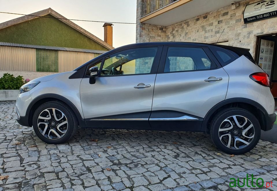 2015' Renault Captur photo #4
