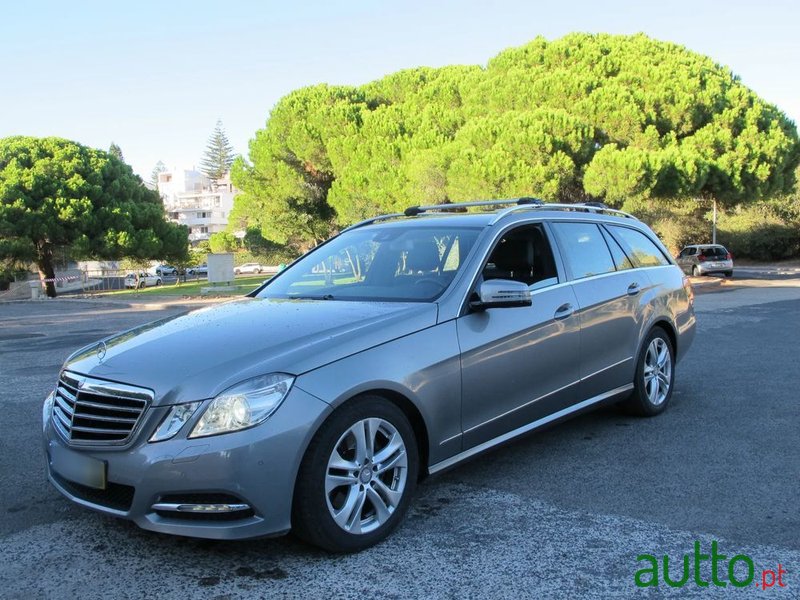 2012' Mercedes-Benz Classe E photo #1