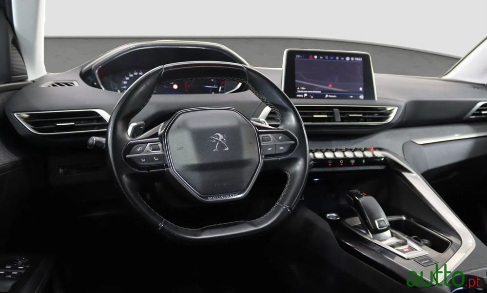 2019' Peugeot 3008 photo #4