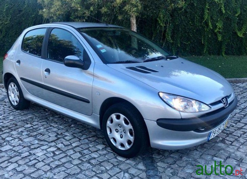 2005' Peugeot 206 1.1 60Cv photo #1