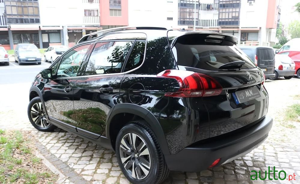 2017' Peugeot 2008 photo #4