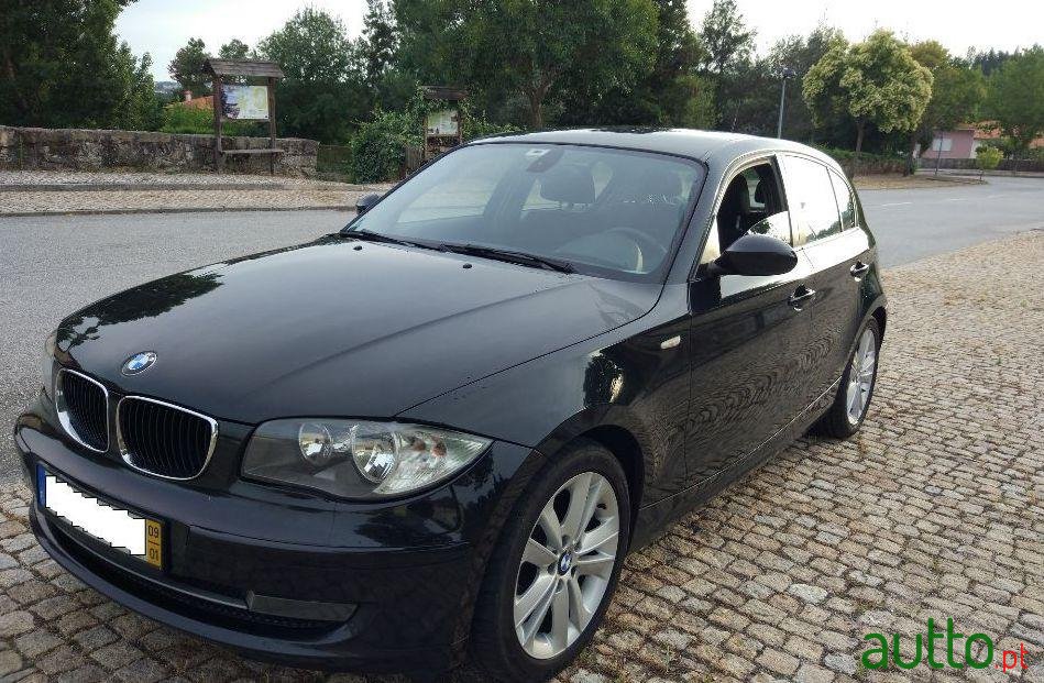 2009' BMW 118 E87 photo #2