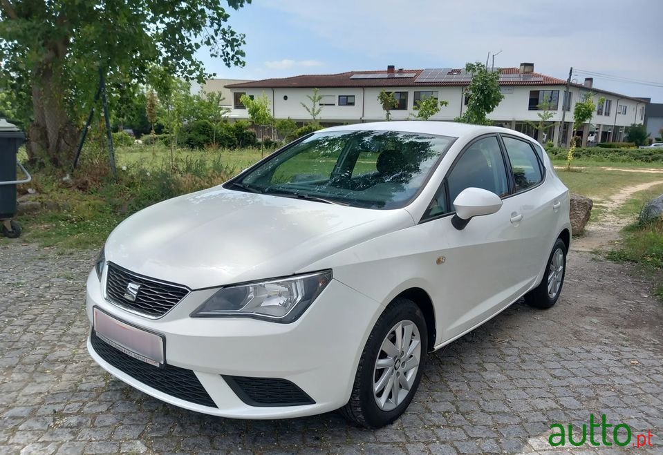 2014' SEAT Ibiza photo #1