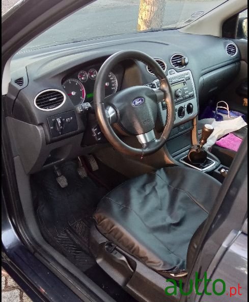 2007' Ford Focus photo #4