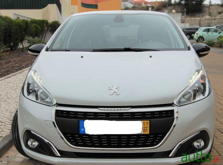 2017' Peugeot 208 photo #2