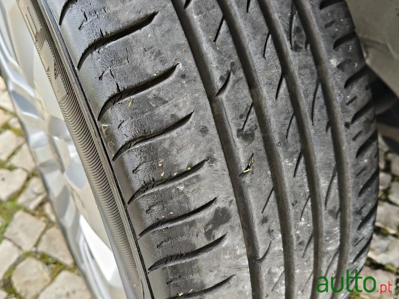 2010' Ford Ka 1.2 Titanium photo #6