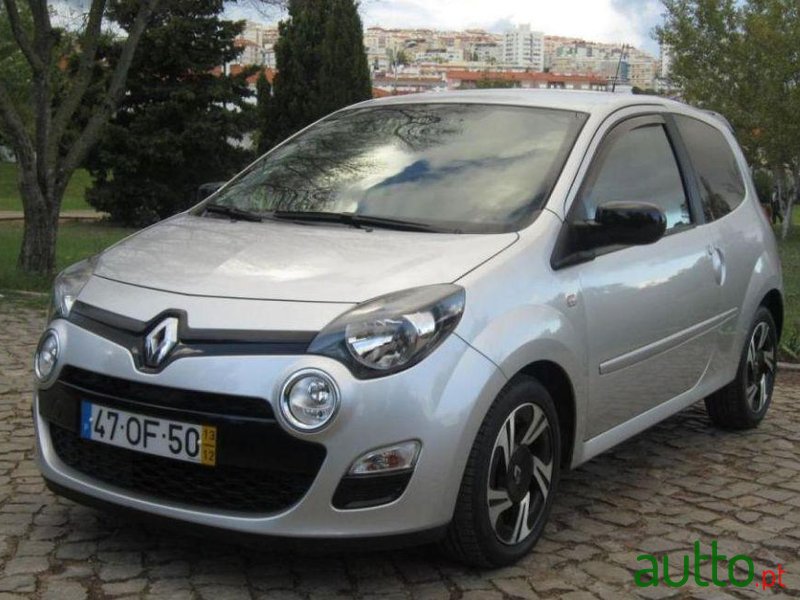 2013' Renault Twingo photo #2