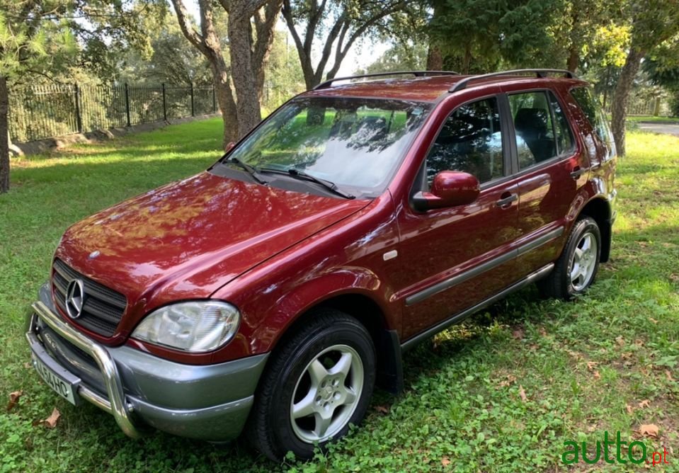 2000' Mercedes-Benz Ml-270 photo #6