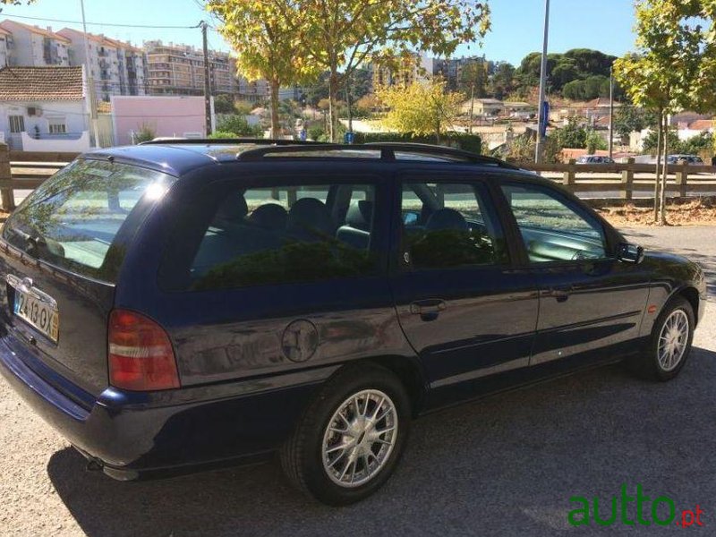 2000' Ford Mondeo Sw photo #1