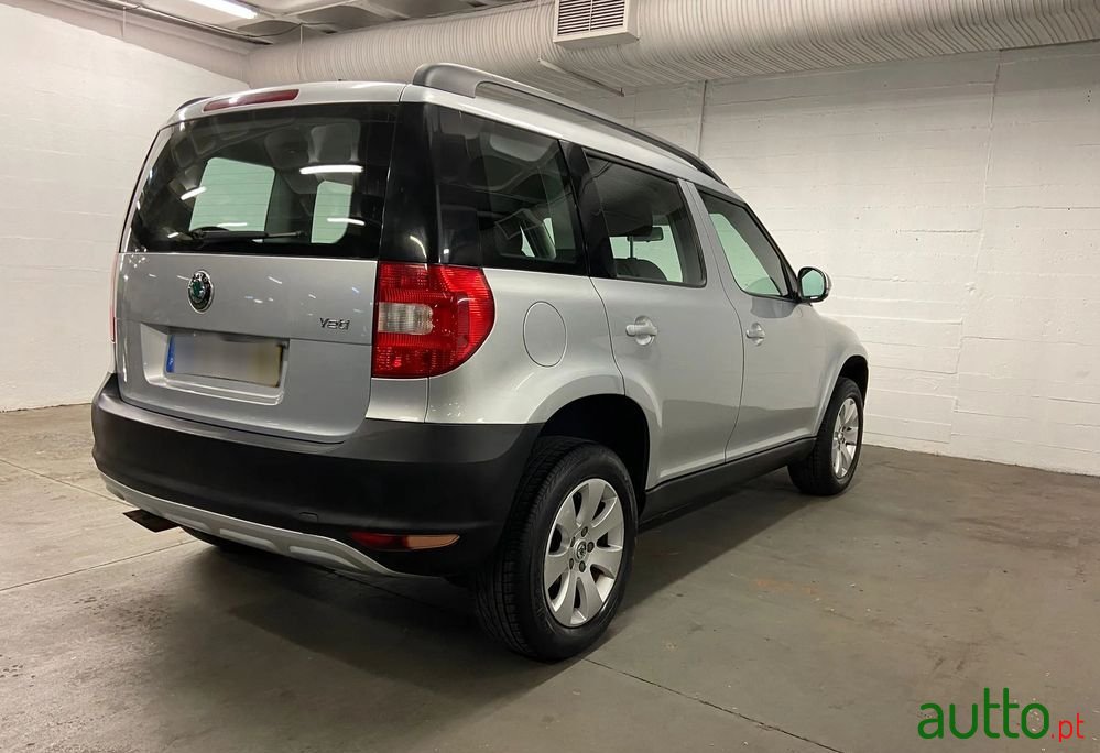 2010' Skoda Yeti 1.2 Tsi Elegance photo #5