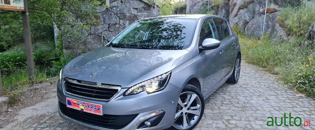 2015' Peugeot 308 photo #1