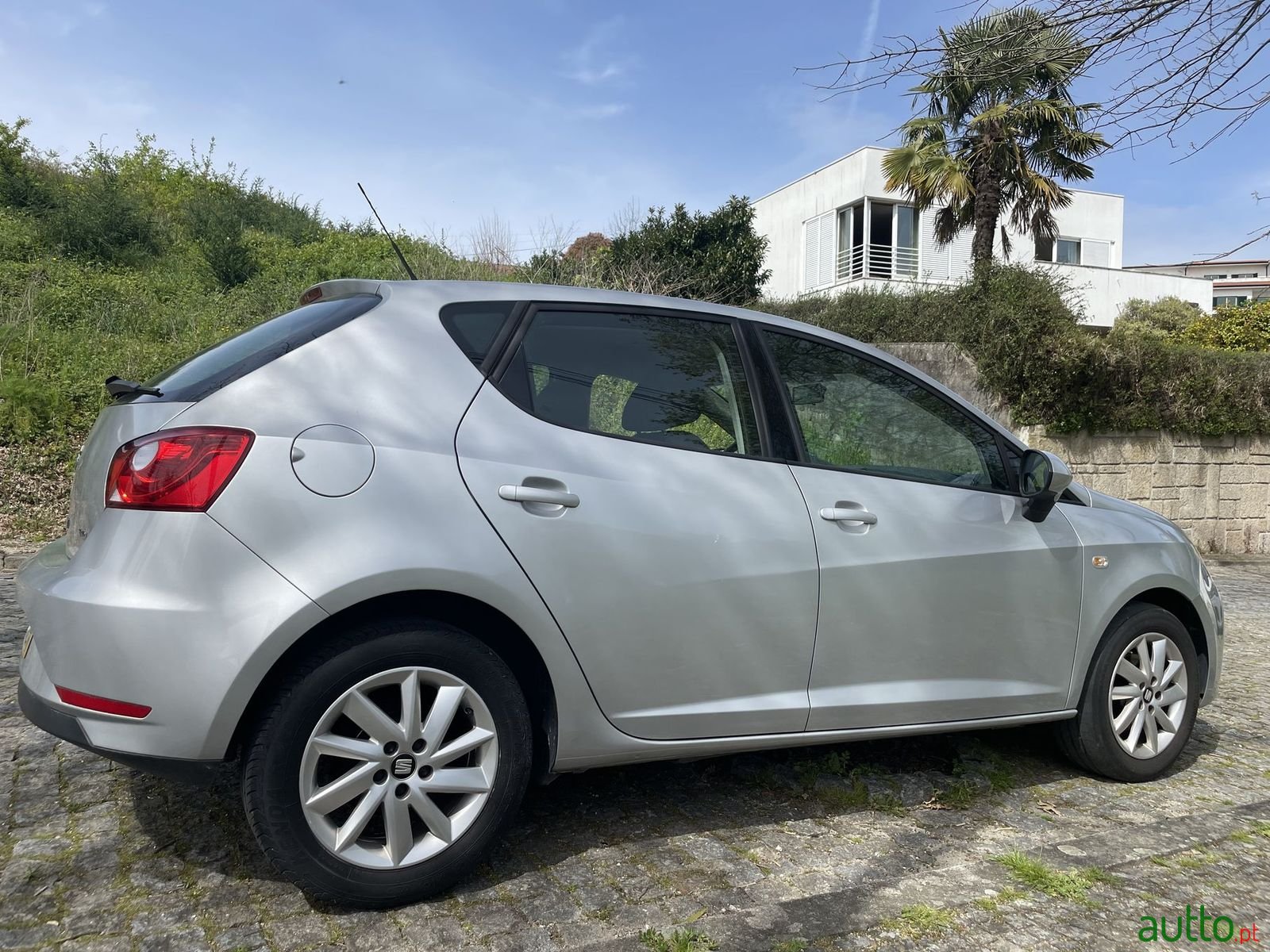 2014' SEAT Ibiza photo #6