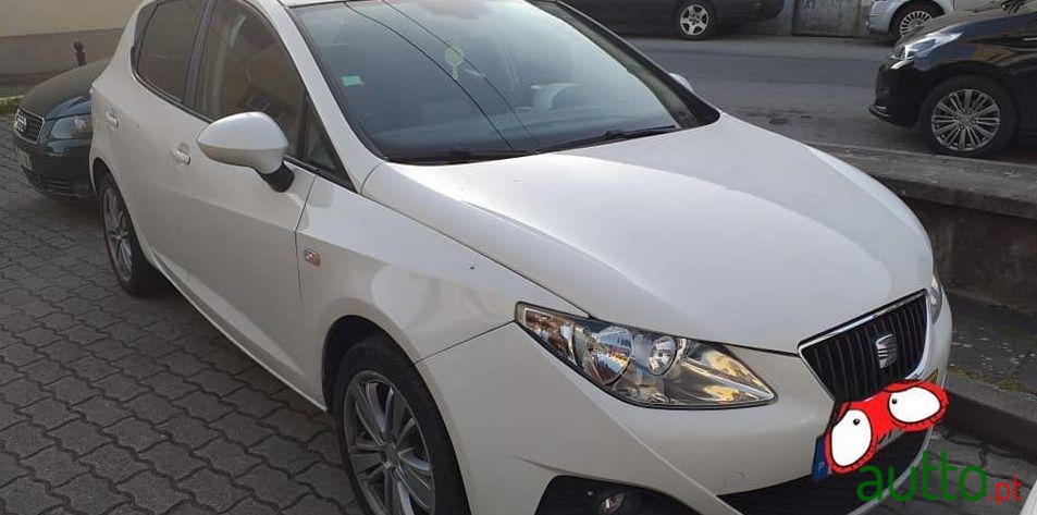 2008' SEAT Ibiza photo #2