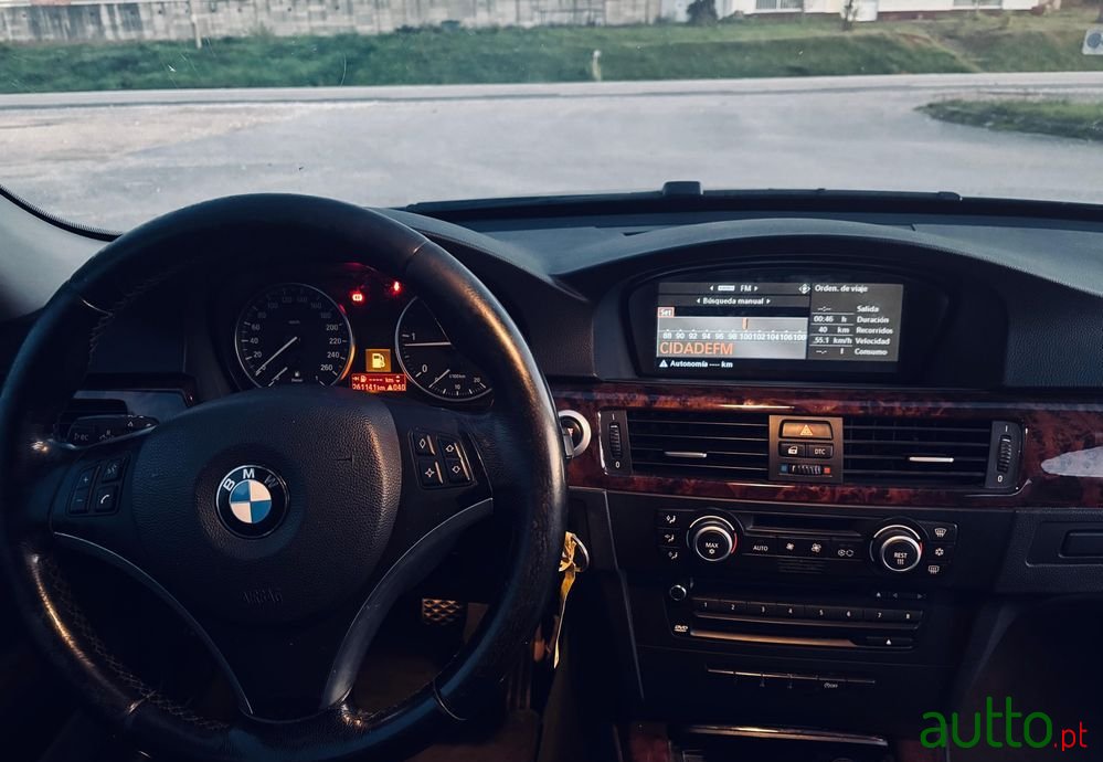 2007' BMW Série 3 D Dpf photo #4