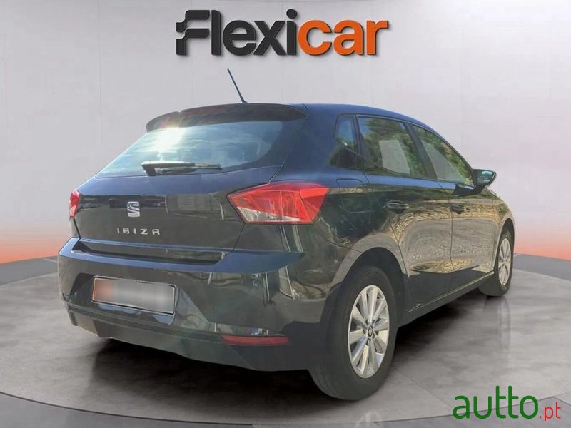 2021' SEAT Ibiza 1.0 Tsi Style photo #3