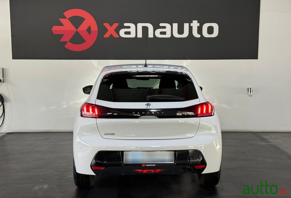 2022' Peugeot 208 photo #5