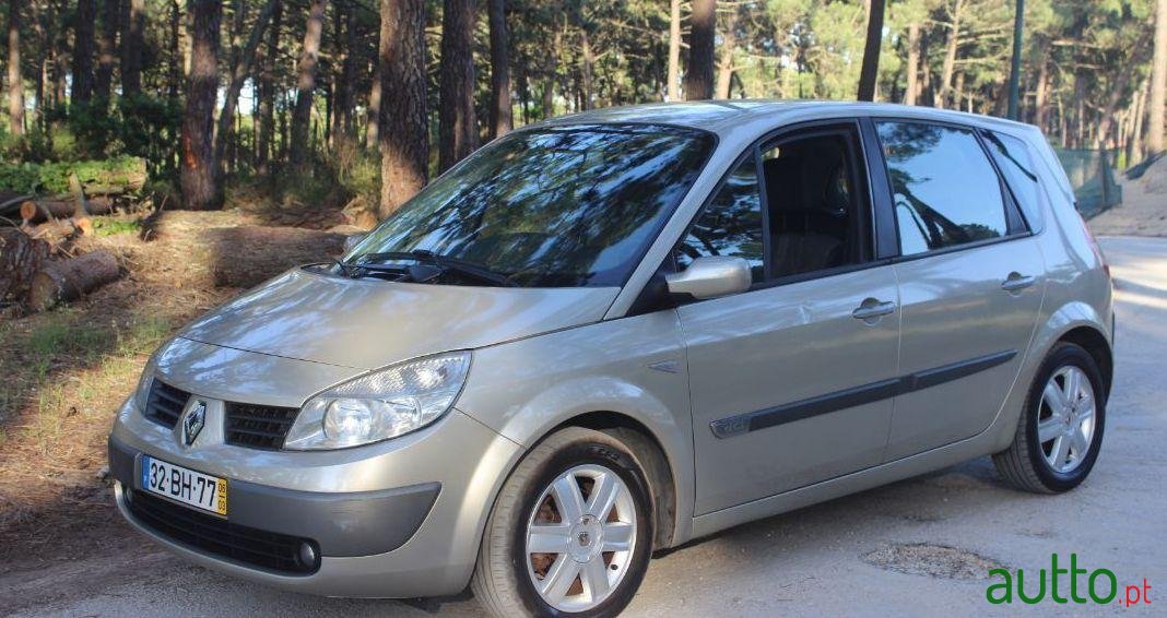 2006' Renault Scenic photo #5