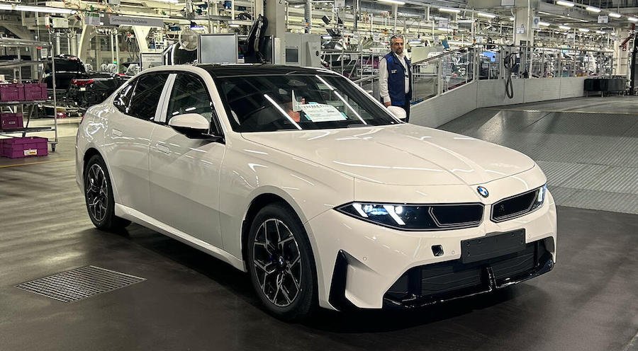 The 2027 BMW 3 Series Is Here With 437 HP And A Factory Drift Mode