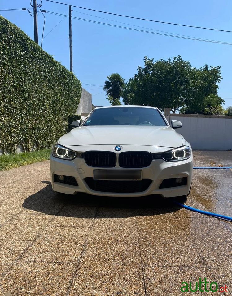 2014' BMW Série 3 D Pack M photo #5