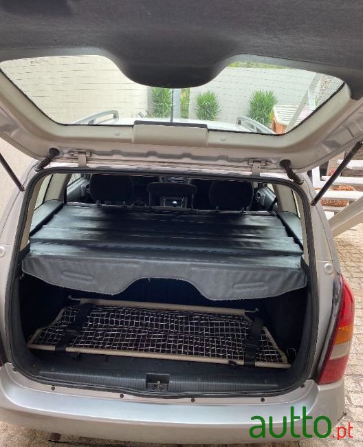 1999' Opel Astra Caravan photo #1