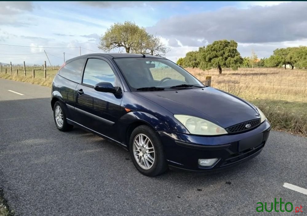 2004' Ford Focus photo #1