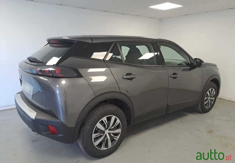 2023' Peugeot 2008 photo #4